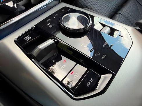 New 2026 BMW X3 xDrive30i w/ Premium Package AWD/4WD image 19