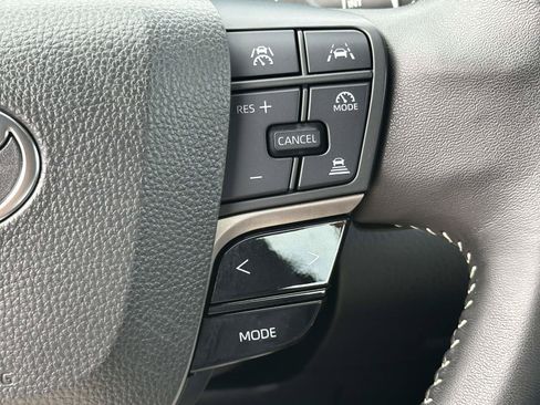 Certified 2025 Toyota Camry SE w/ Convenience Package AWD/4WD image 22