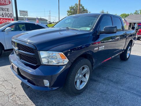 Used 2013 RAM 1500 Express AWD/4WD image 2