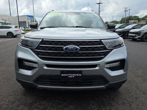 Used 2021 Ford Explorer XLT w/ Equipment Group 202A RWD image 8