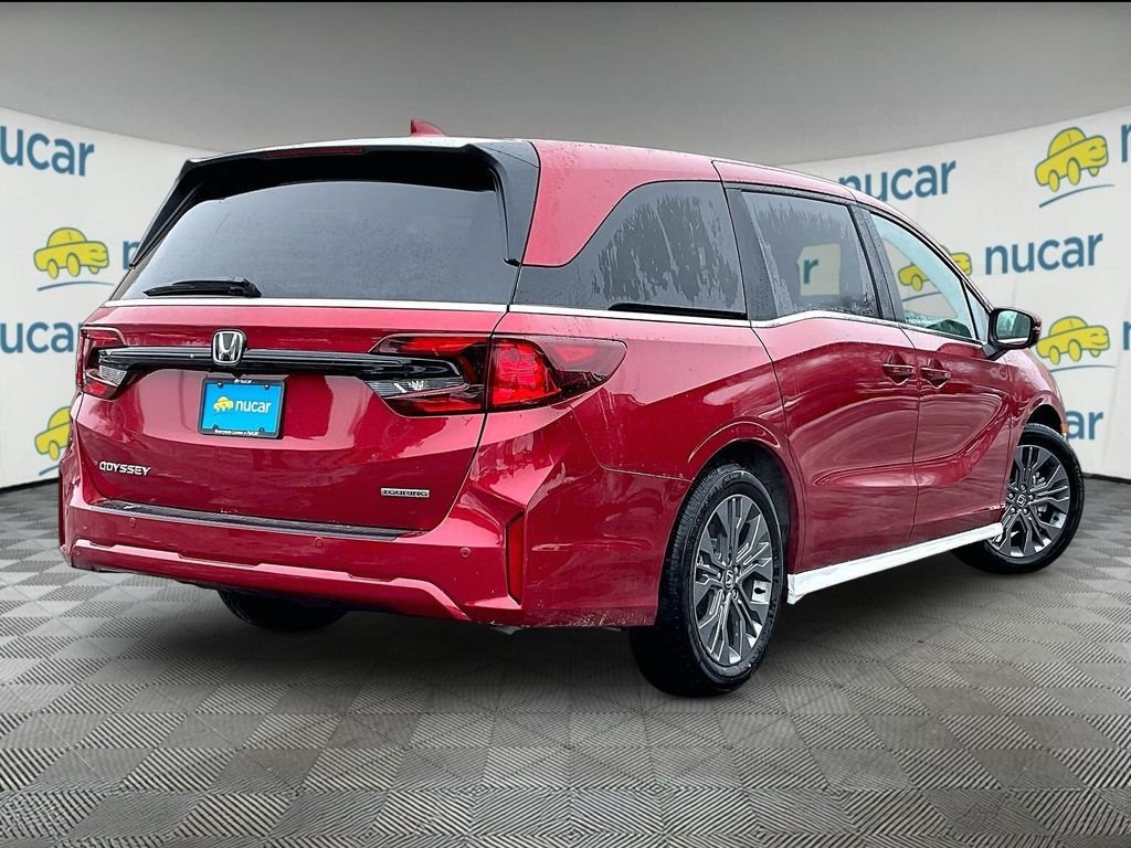 New 2026 Honda Odyssey Touring image 7