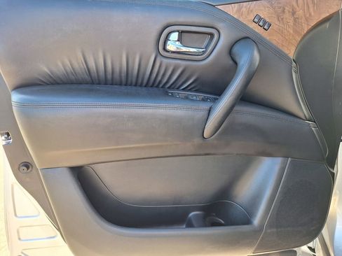 Used 2023 Nissan Armada SL w/ Captain's Chairs Package RWD image 35