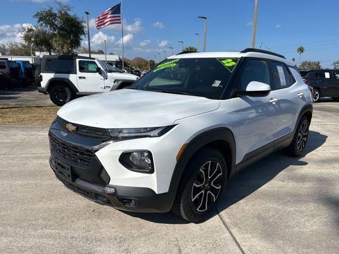 Used 2023 Chevrolet TrailBlazer ACTIV w/ Sun and Liftgate Package image 39