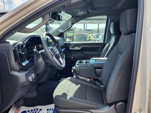 New 2026 GMC Sierra 2500 SLE w/ SLE Value Package; AWD/4WD image 17