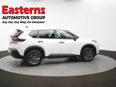 Used 2023 Nissan Rogue S AWD/4WD image 44