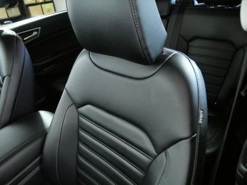 Certified 2023 Ford Edge SEL w/ Convenience Package AWD/4WD image 16