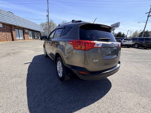 Used 2013 Toyota RAV4 XLE AWD/4WD image 36
