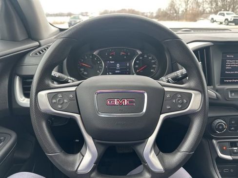 Used 2024 GMC Terrain SLE image 18