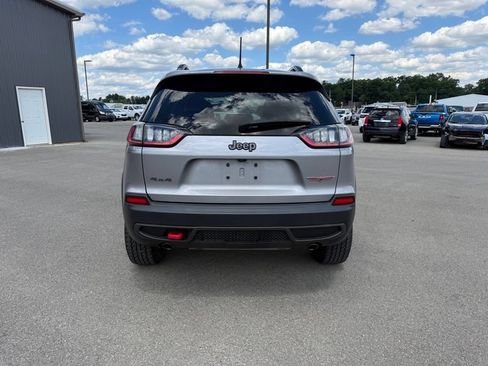 Used 2022 Jeep Cherokee Trailhawk w/ Premium Leather Package AWD/4WD image 7