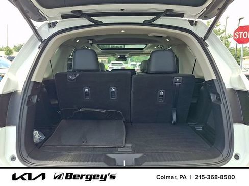 Used 2023 Honda Pilot Touring image 34