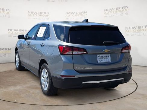 Used 2024 Chevrolet Equinox LT AWD/4WD image 3