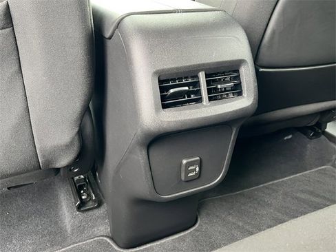 Used 2021 GMC Terrain SLE w/ Driver Convenience Package image 29