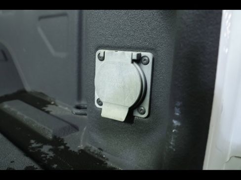 Used 2022 Chevrolet Silverado 2500 High Country w/ Z71 Off-Road Package image 20