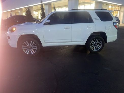 Used 2022 Toyota 4Runner TRD Sport image 4