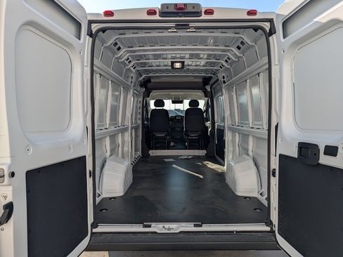 New 2026 RAM ProMaster 3500 w/ Convenience Group image 8