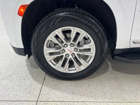 Used 2024 GMC Yukon SLT RWD image 31