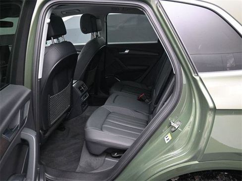 Used 2023 Audi Q5 2.0T Premium w/ Convenience Package image 29