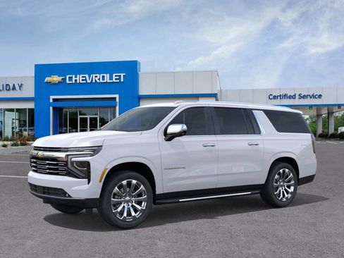 New 2026 Chevrolet Suburban Premier AWD/4WD image 2