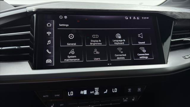 Used 2023 Audi Q4 e-tron Premium RWD image 33