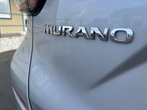 Used 2018 Nissan Murano SV FWD image 11