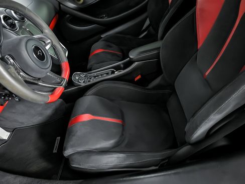 Used 2016 McLaren 570S Coupe image 21