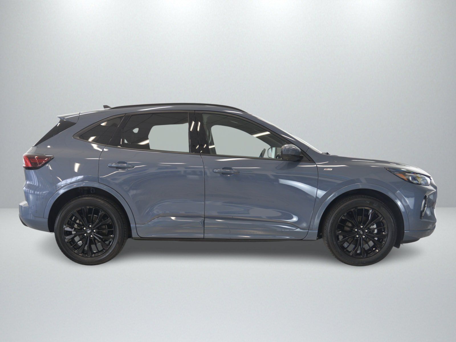 Used 2023 Ford Escape ST-Line Elite w/ Premium Technology Package AWD/4WD image 6