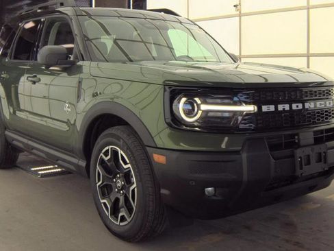 Used 2025 Ford Bronco Sport Outer Banks w/ Outer Banks Tech Package+ image 1