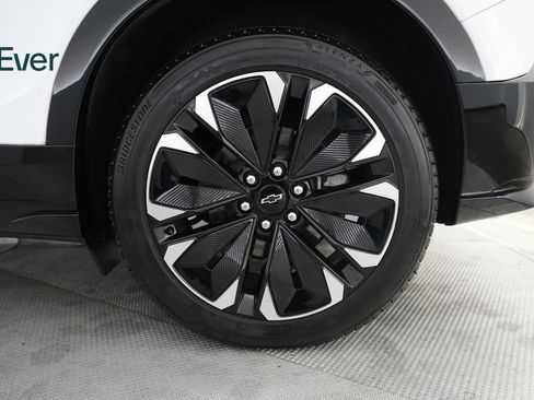 Used 2024 Chevrolet Blazer EV RS AWD/4WD image 9