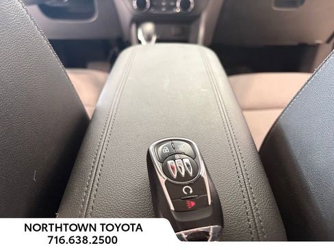 Used 2024 Buick Encore GX Preferred w/ Comfort Package image 33