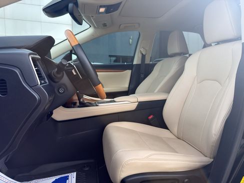 Used 2022 Lexus RX 350 AWD w/ Premium Package image 11
