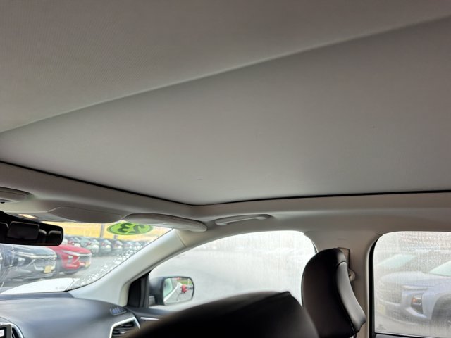 Used 2023 Ford Edge Titanium AWD/4WD image 14