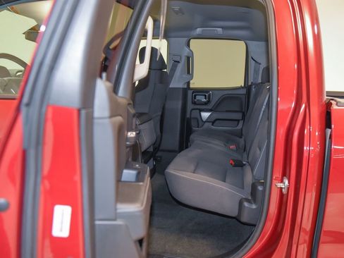 Used 2018 Chevrolet Silverado 1500 LT w/ All Star Edition AWD/4WD image 15