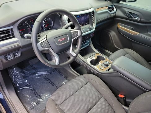 Used 2021 GMC Acadia SLE w/ Driver Convenience Package FWD image 24