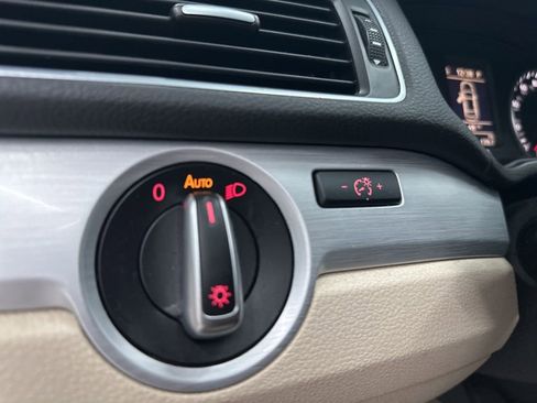 Used 2013 Volkswagen Passat 2.5 SE image 17