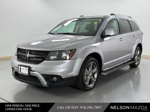 Used 2017 Dodge Journey Crossroad w/ Popular Equipment Group AWD/4WD image 1