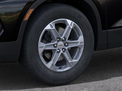 New 2026 Chevrolet Blazer LT w/ Convenience Package AWD/4WD image 9