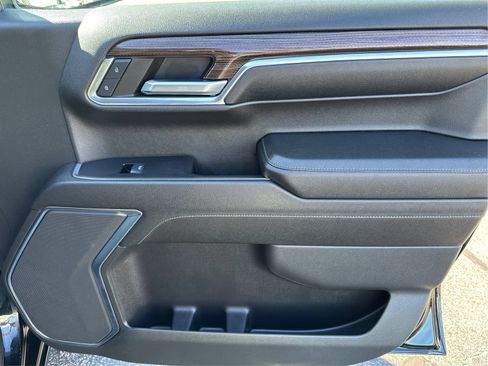 Used 2023 Chevrolet Silverado 1500 LT AWD/4WD image 21