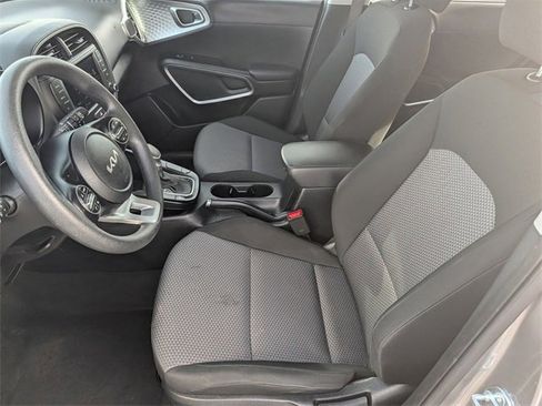 Used 2024 Kia Soul LX w/ Option Group 015 image 10