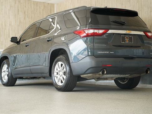 Used 2019 Chevrolet Traverse LT AWD/4WD image 7