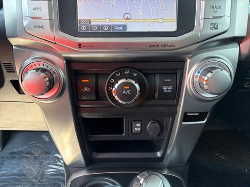 Used 2019 Toyota 4Runner SR5 Premium w/ Wilderness Package AWD/4WD image 22