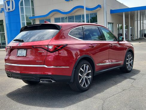 Used 2024 Acura MDX SH-AWD w/ Technology Package image 5