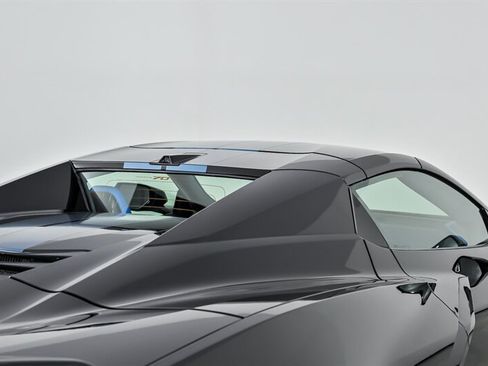 Used 2023 Chevrolet Corvette Stingray Premium Conv w/ Z51 Performance Package RWD image 19