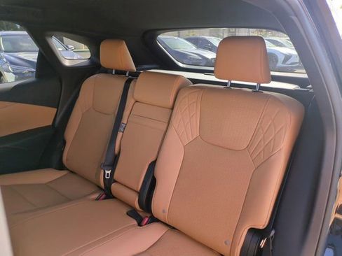 New 2026 Lexus RX 450h AWD image 22
