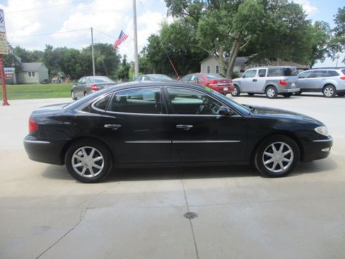 Used 2005 Buick LaCrosse CXS w/ Gold Convenience Package FWD image 17