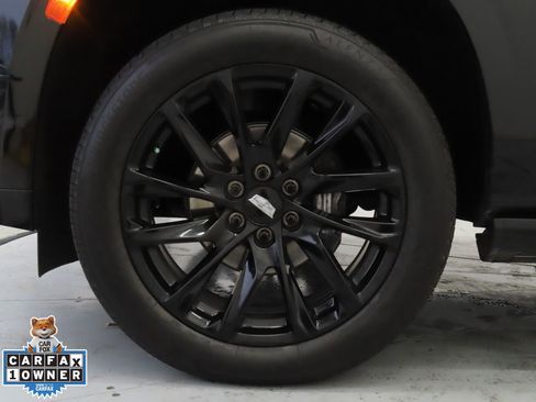 Used 2024 Cadillac Escalade ESV Sport Platinum w/ LPO, ONYX Package image 30