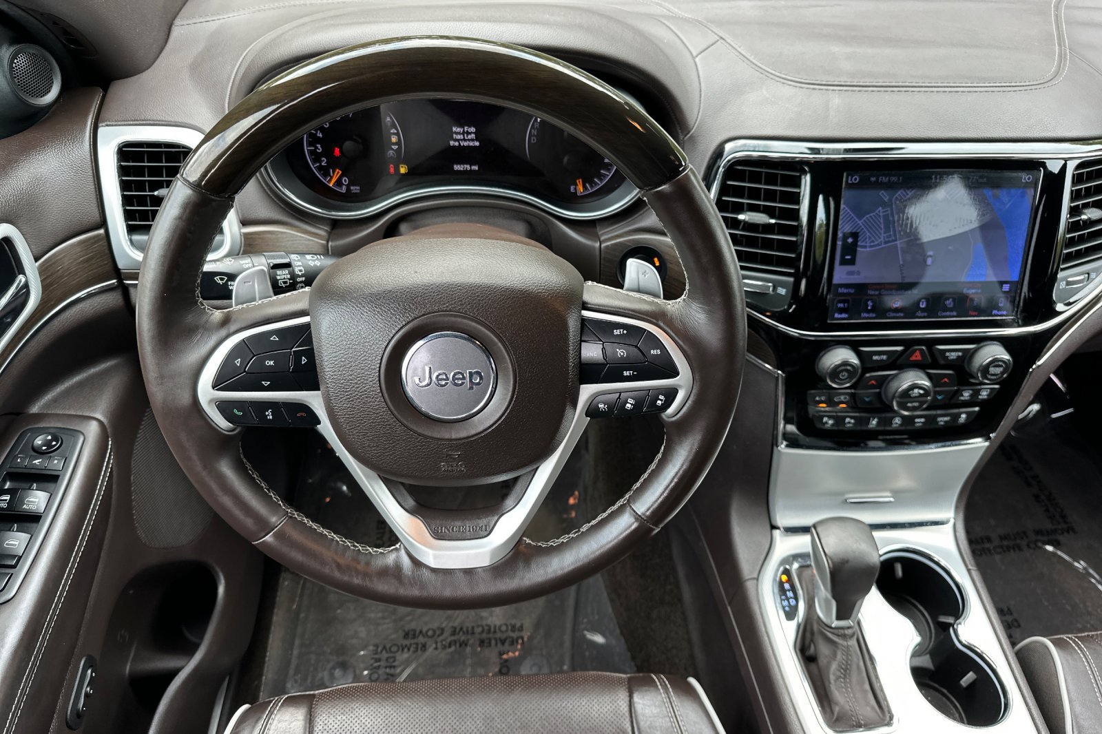 Used 2019 Jeep Grand Cherokee Overland AWD/4WD image 16