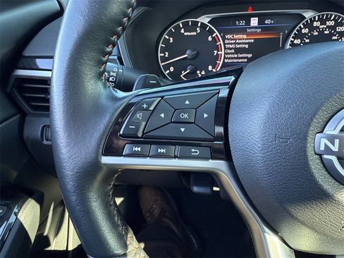 Used 2023 Nissan Altima 2.0 SR image 24