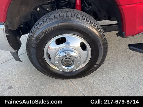 Used 2017 Ford F350 Lariat w/ FX4 Off-Road Package image 37