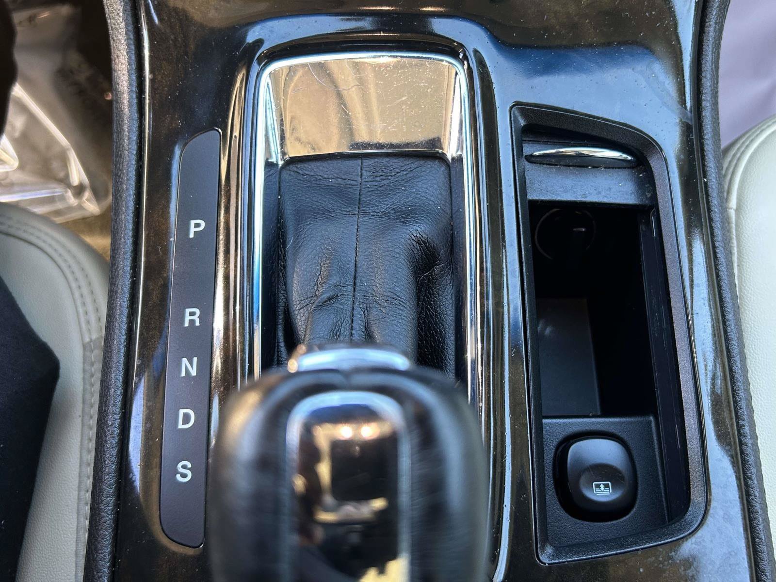 Used 2016 Lincoln MKS w/ Equipment Group 101A FWD image 25
