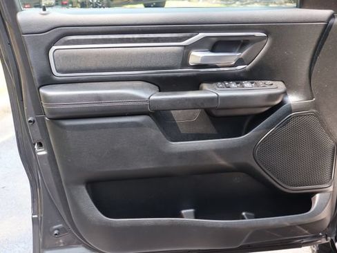 Used 2019 RAM 1500 Big Horn AWD/4WD image 17